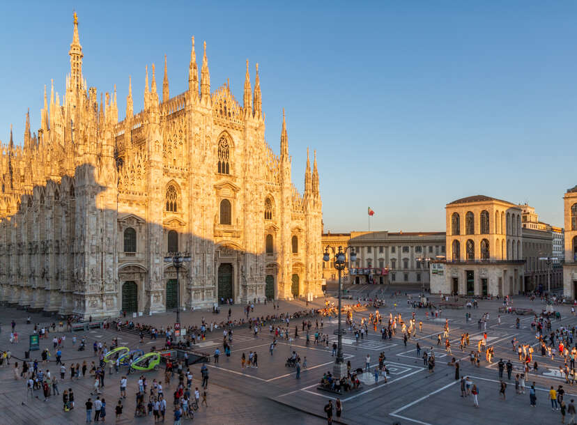THE BEST OF MILAN 2023: SUNSET ON THE ROOFTOP OF THE DUOMO