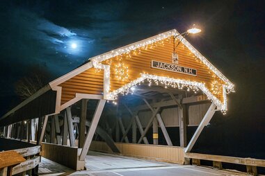 The Jingle Bell Chocolate Tour 2023 in Jackson, New Hampshire