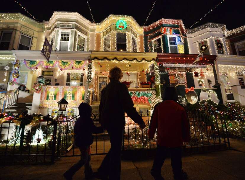 Best Christmas Lights and Decorated Streets in the US - Thrillist