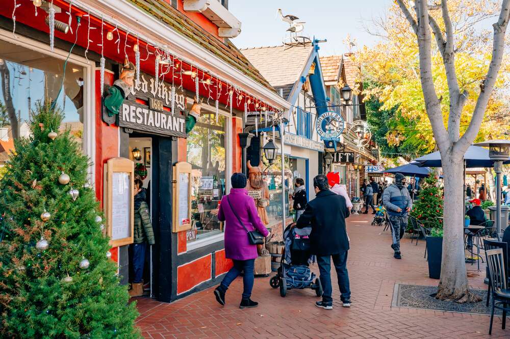 Ugly Tree Helps Pennsylvania Town Find True Meaning of Christmas