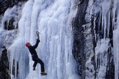 ice climber bouldering at winding stair gap