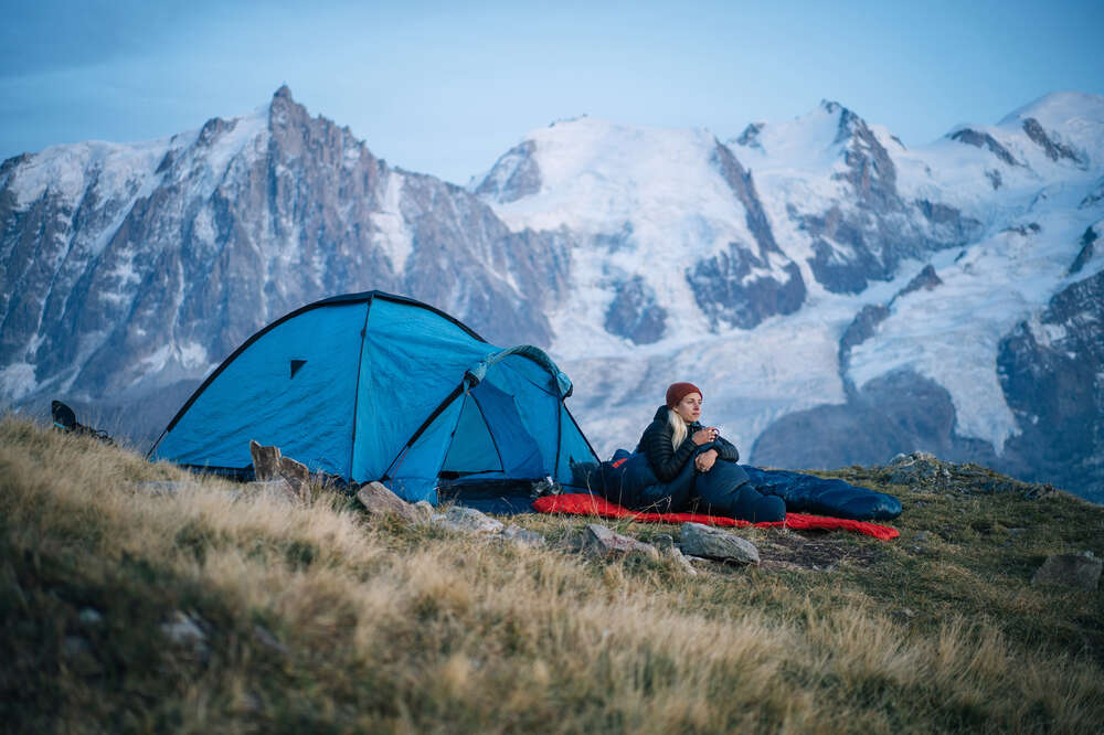 Best Winter Camping Gear: Everything You Need to Go Camping in the Cold -  Thrillist