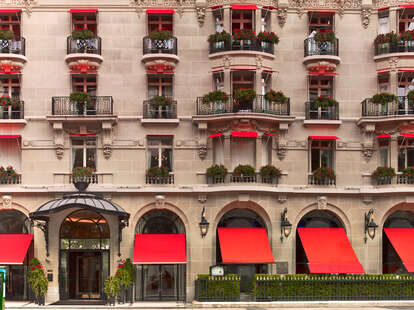 Plaza athenee deals