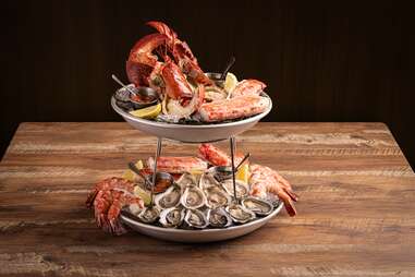 seafood tower at peter luger las vegas