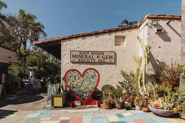 San Diego Mineral & Gem Society Museum