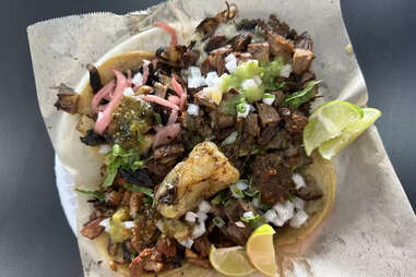 tacos at los cholos in huntington park