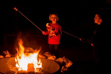 Chip ‘N’ Dale’s Campfire Sing-A-Long