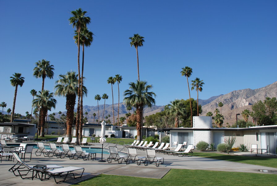 Travel Guide: Palm Springs Vacation + Trip Ideas