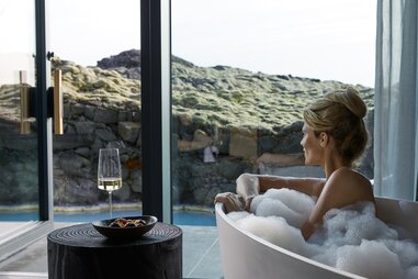 retreat at blue lagoon iceland