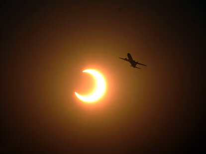 total solar eclipse flights 2024
