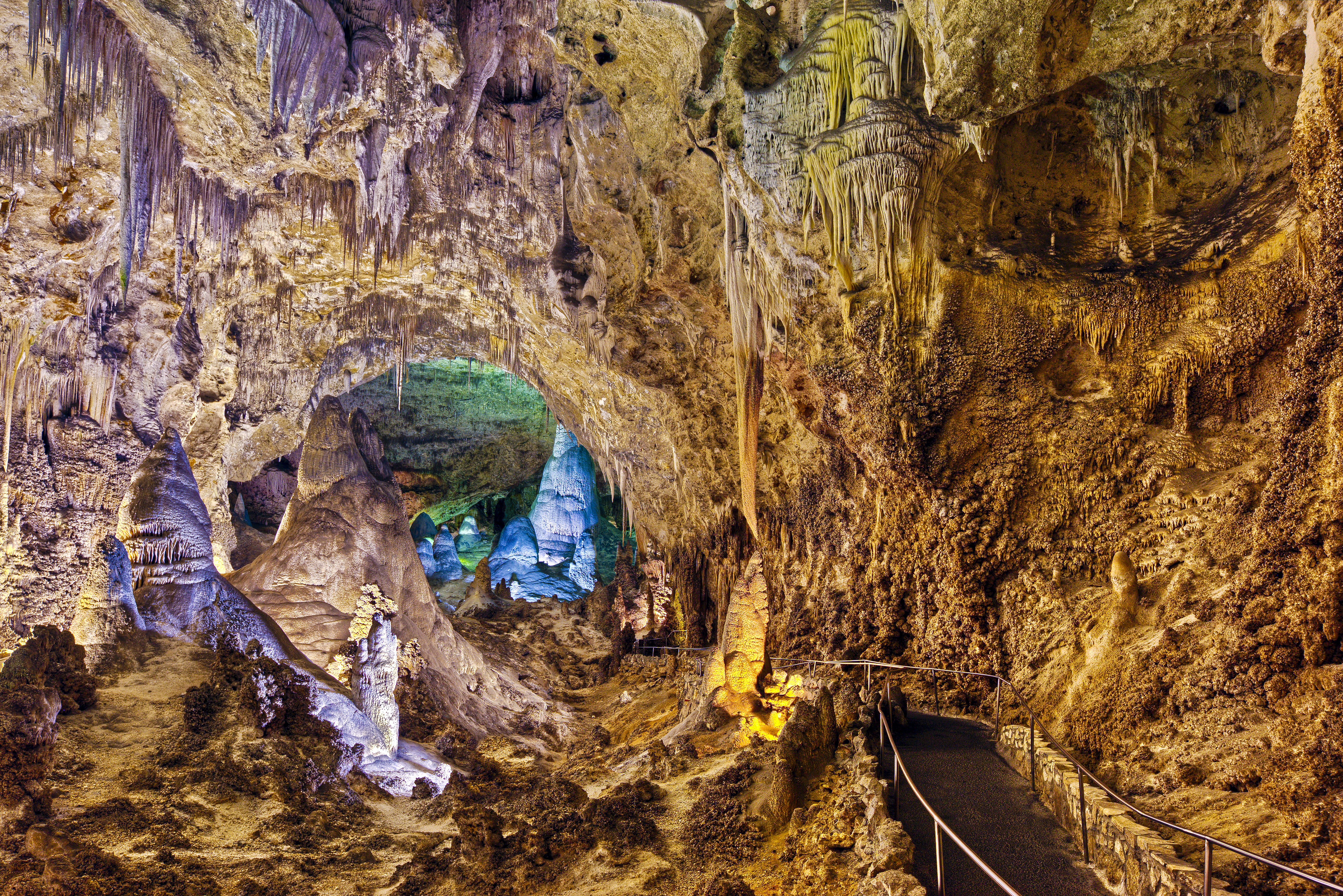 The Most Beautiful Caves in the U.S. You Can Visit