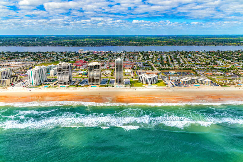 Cheapest US Beach Towns: Beachfront Property You Can Live in