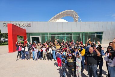 torreon mexico total solar eclipse planetarium crowd