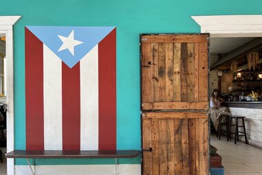 casa vieja, chinchorreo, puerto rican flag, restaurant