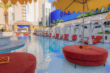 12 Best Pool in Vegas to Stay Cool in Sin City