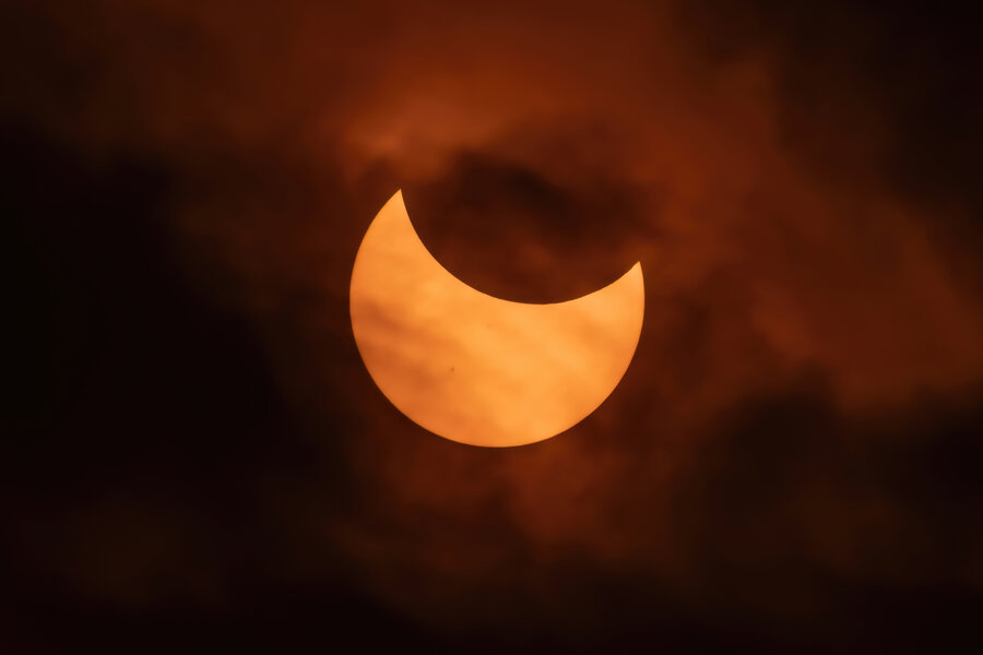 Livestreaming the Total Solar Eclipse from Home at No Cost Livestreaming the Total Solar Eclipse from Home at No Cost