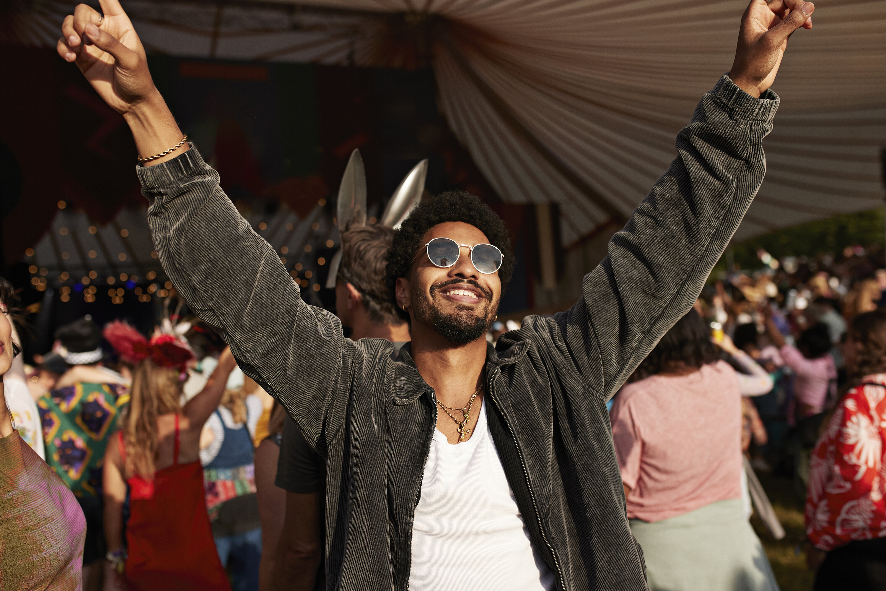 The Solo Traveler’s Guide to Going to a Music Festival Alone