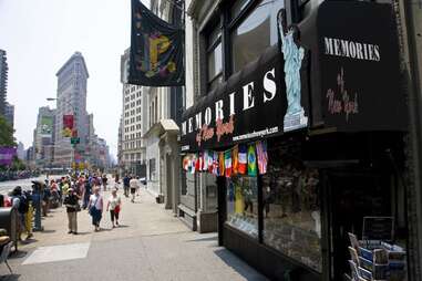 Memories of New York souvenir shop in the Flatiron District