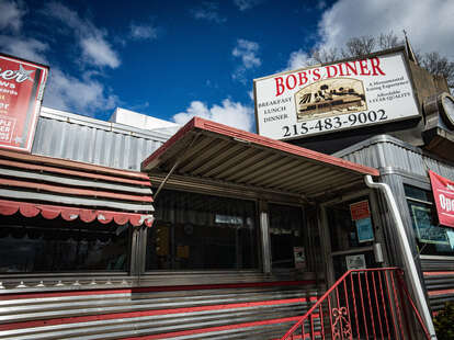 philadelphia bobs diner is a retro diner in pennsylvania that serves american food