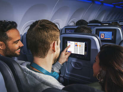 How to watch movies on an airplane shop