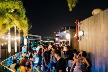 best party cities in the world singapore rooftop bars