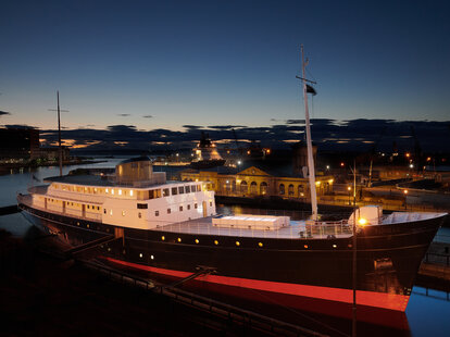 fingal hotel exterior