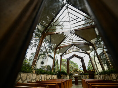 wayfarers chapel in california