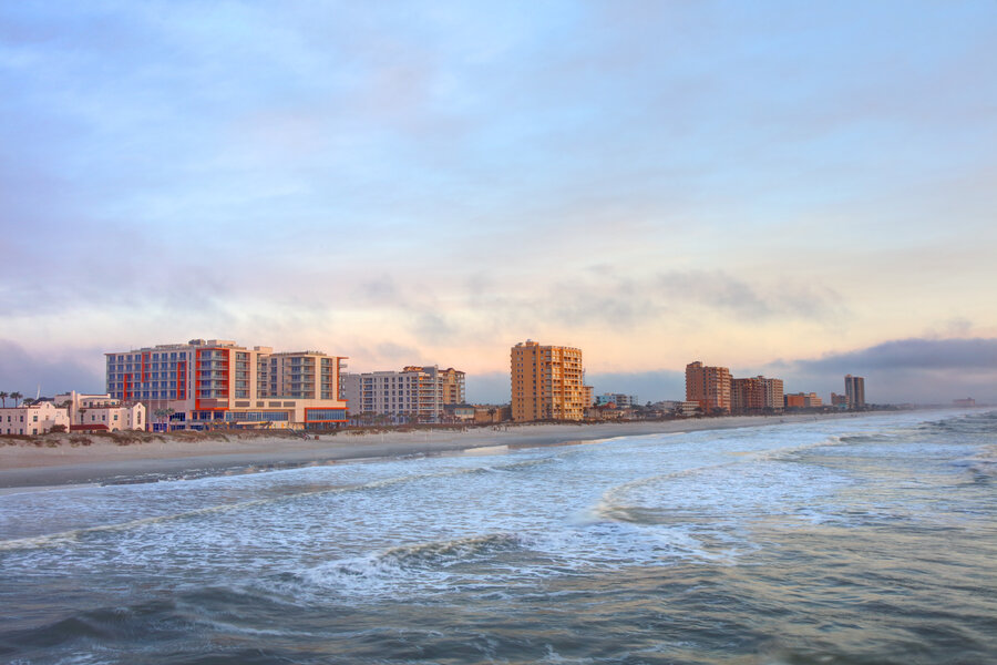 The Worst U.S. City for Summer Travel Has Glorious Beaches