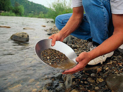 gold panning in california