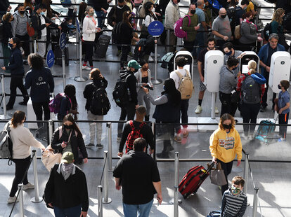 busy tsa at orlando airport