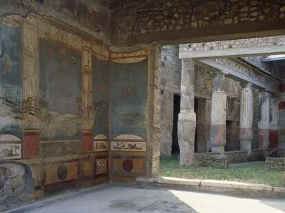 house of ceii, pompeii, italy