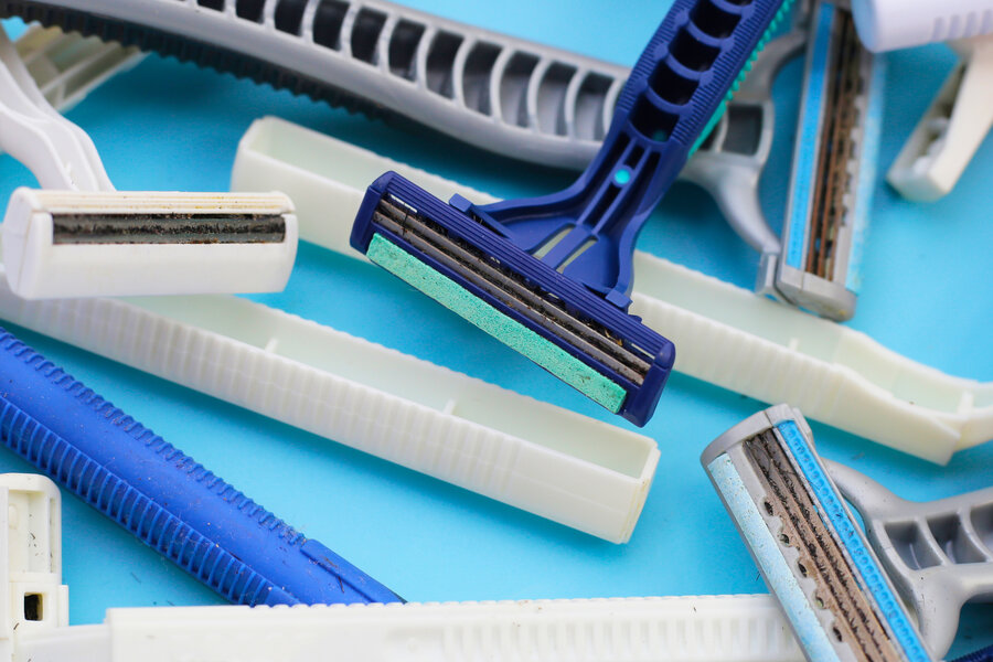 Can You Bring a Razor on a Plane? Everything You Need to Know - Thrillist