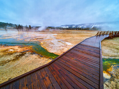 biscuit basin yellowstone national park