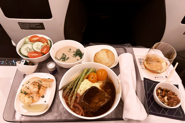 delta one meal