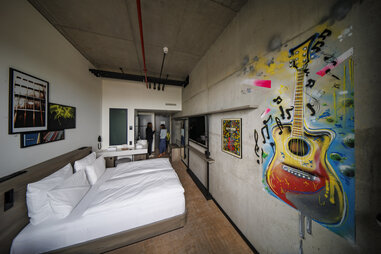 st pauli’s bunker bedroom reverb hotel hamburg germany