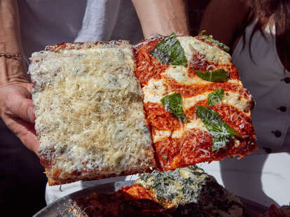 Mama's Too pizza