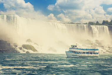 Niagara Falls boat ride