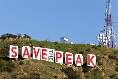 hollywood sign