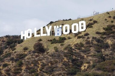 hollywood sign