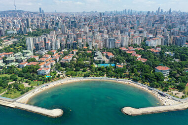 Caddebostan, Istanbul, Turkiye