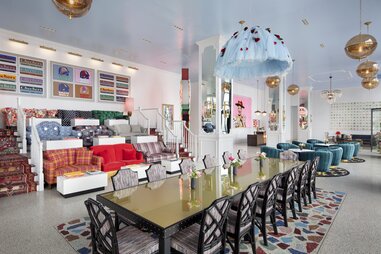 The lobby of the Graduate Nashville.