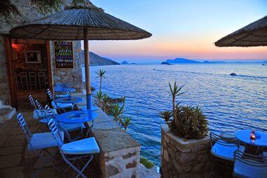 Hydronetta Beach Bar