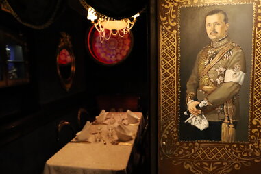 dining room saslik restaurant cossack portrait