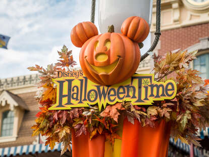 pumpkin mickey mouse for halloween time at disneyland