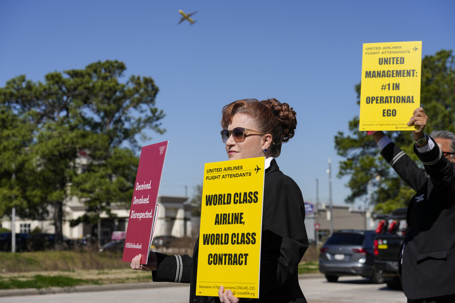 United Airlines Flight Attendant Strike Vote Explained For Travelers united-airlines-flight-attendant-strike-vote-explained-for-travelers