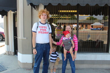 Napoleon Dynamite tourists