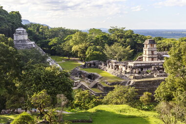 mayan ruins palenque best vacation spots mexico