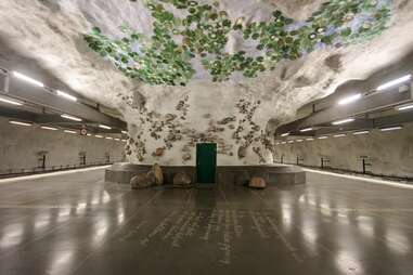 Näckrosen Stockholm metro nature artwork