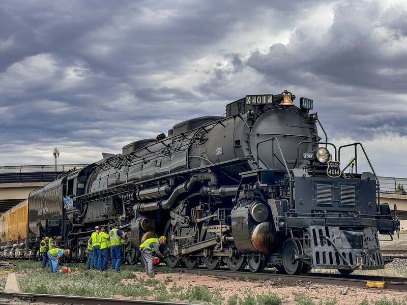 Big Boy Steam Locomotive Train Touring Cross Country to Meet Fans Thrillist