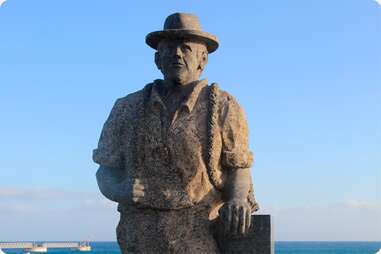 Statue in Puerto del Rosario